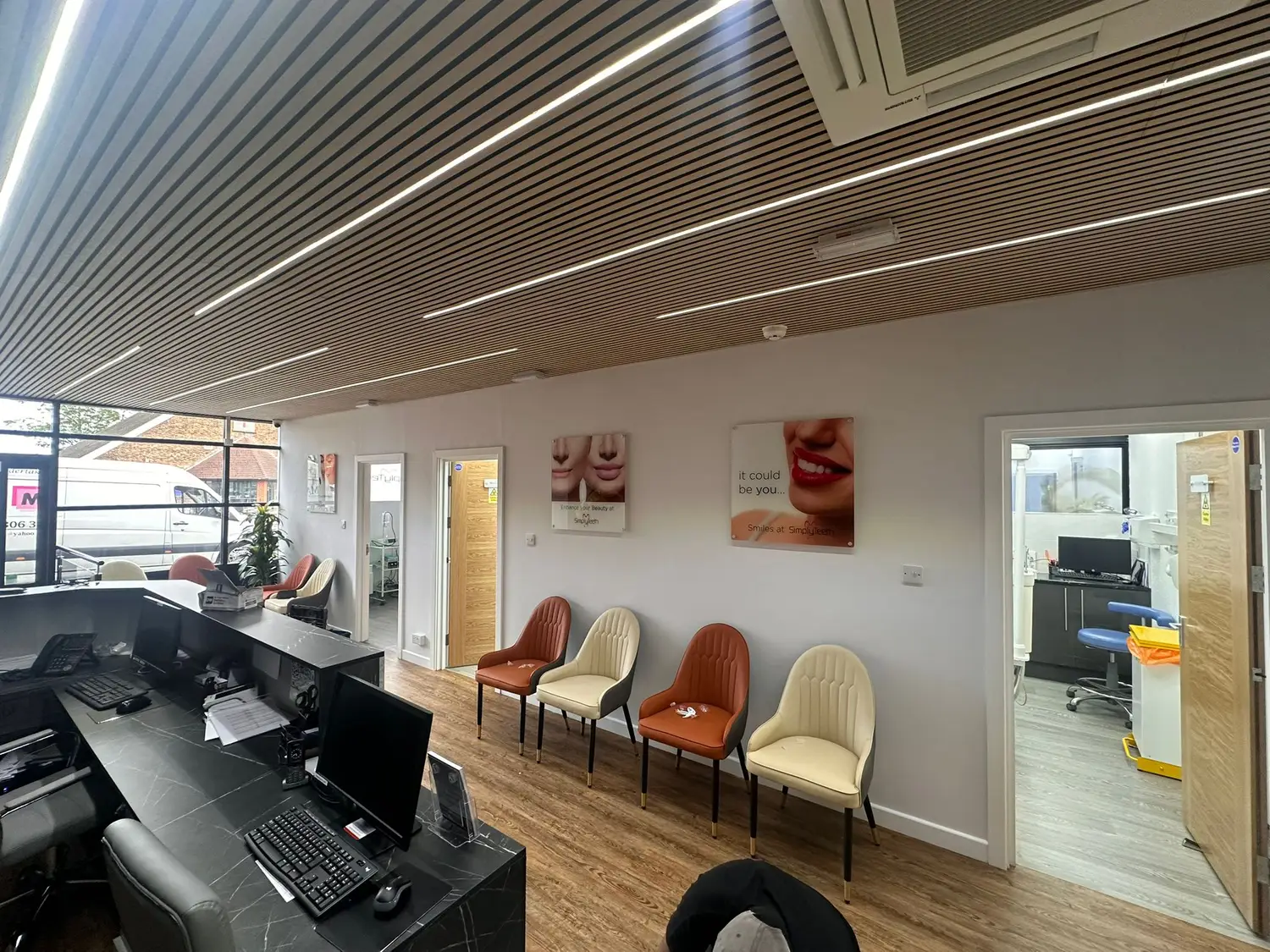 Simply Teeth Hornchurch